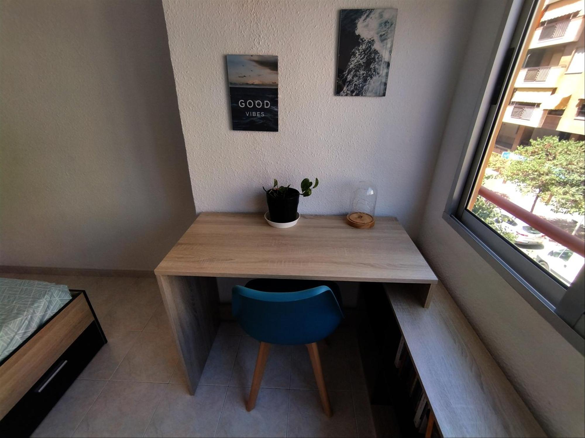Habitaciones En Apartamento Compartido W Host Alicante Exterior photo